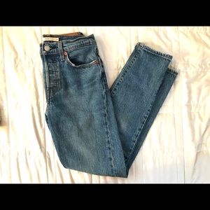 Wedgie Fit Levi’s jeans